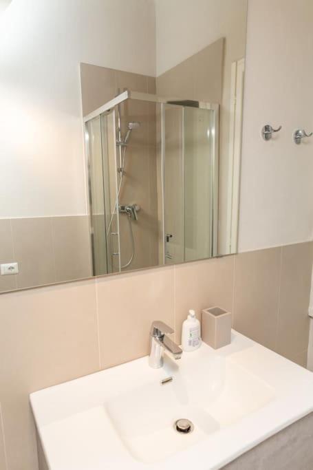 Cozy Santa Maria Novella Uffizi Duomo 2Beds-2Baths Apartamento Florença Exterior foto