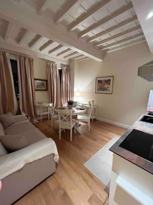 Cozy Santa Maria Novella Uffizi Duomo 2Beds-2Baths Apartamento Florença Exterior foto